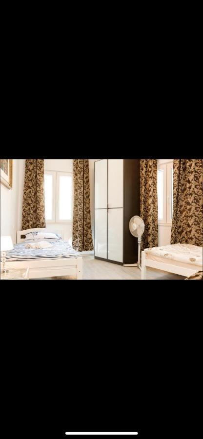 Apartment Vijoleta In City Centre Split Bagian luar foto